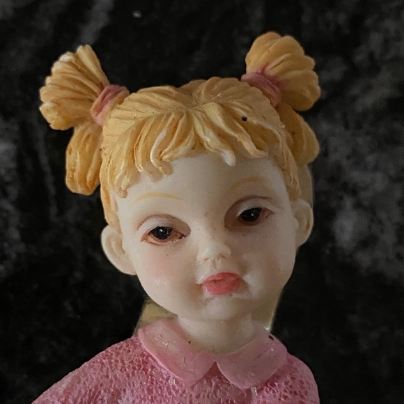 Ballerina Girl Wall Hook - Picture 3 of 7